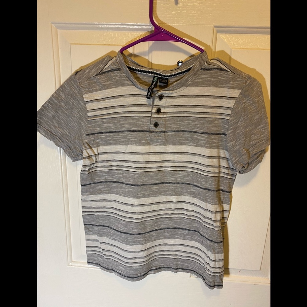 Hard edge grey stripped T-shirt